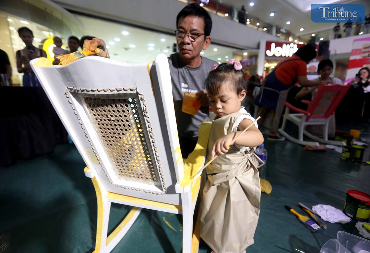 TRIBUNE-kid-lolo-painting-rocking-chair